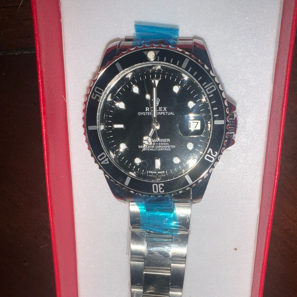 Divers watch